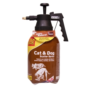 Cat & Dog Scatter Spray - 1.5L Pressure Sprayer